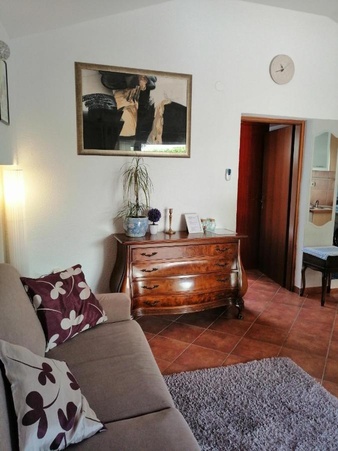 Apartment Dzoni Split Bagian luar foto